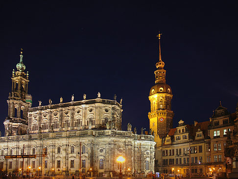 Foto Schloss und Hofkirche nachts - Dresden