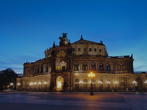 Fotos Semperoper abends