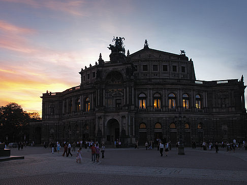 Foto Semperoper abends - Dresden