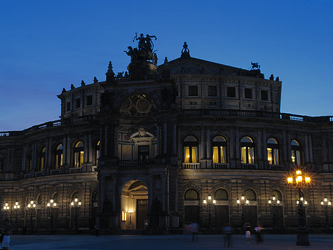 Foto Semperoper abends - Dresden