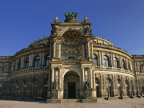Semperoper Eingang Fotos