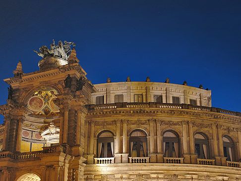 Foto Semperoper bei Nacht