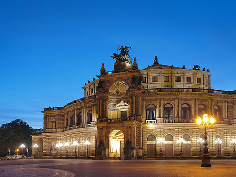 Foto Semperoper bei Nacht