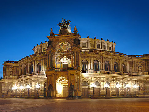 Foto Semperoper bei Nacht
