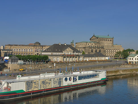 Foto Theaterkahn