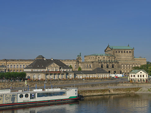 Foto Theaterkahn - Dresden