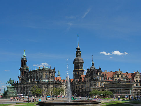Schloss und Hofkirche