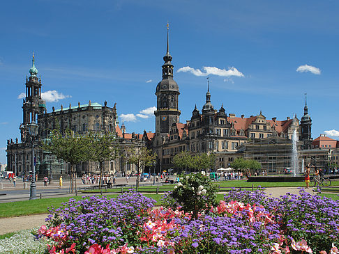 Schloss und Hofkirche