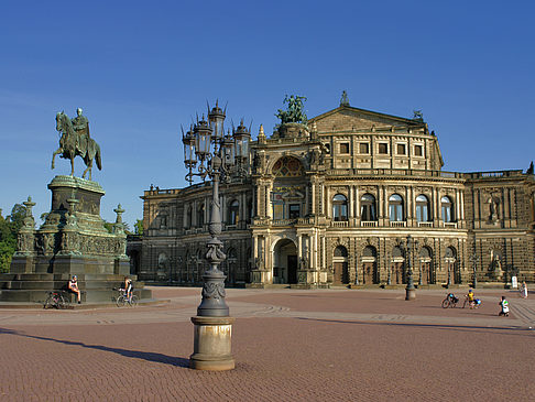 Theaterplatz Foto 