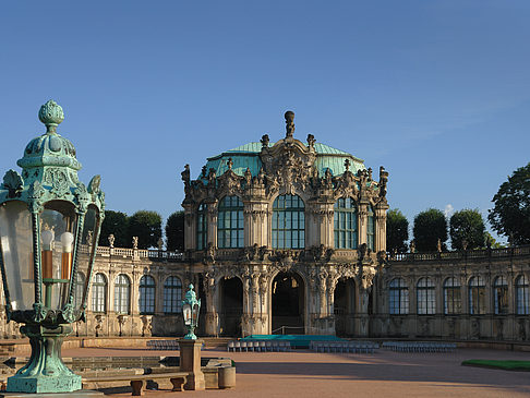 Fotos Wallpavillon mit Laterne