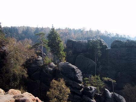 Fotos Felsen entlang der Wanderwege | 