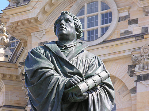 Fotos Martin Luther Denkmal an der Frauenkirche