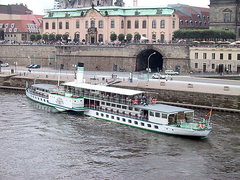 Brühlsche Terrasse Foto 